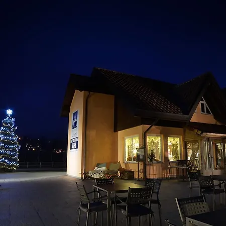 3409ft Aeroporto Отель типа 