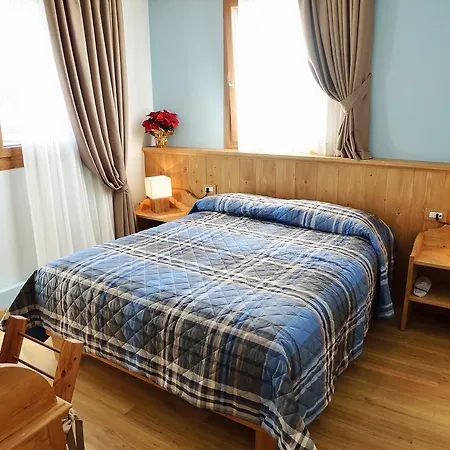 3409ft Aeroporto Bed & Breakfast 3*