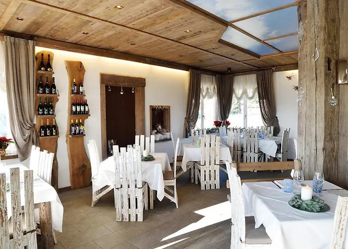 3409ft Aeroporto Frühstückspension