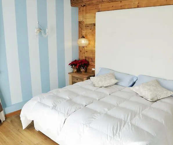 3409ft Aeroporto Frühstückspension 3*